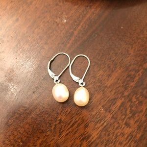 Pearl dangle earrings